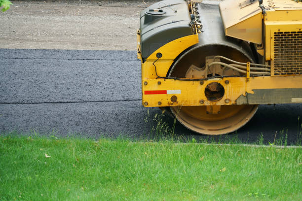Best Driveway Paving Contractor  in Roosevelt Gardens, FL